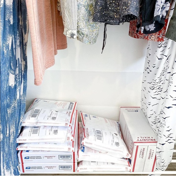 Hi! I'm Rachel and I'm so glad you've stopped by! - Picture 4 of 7